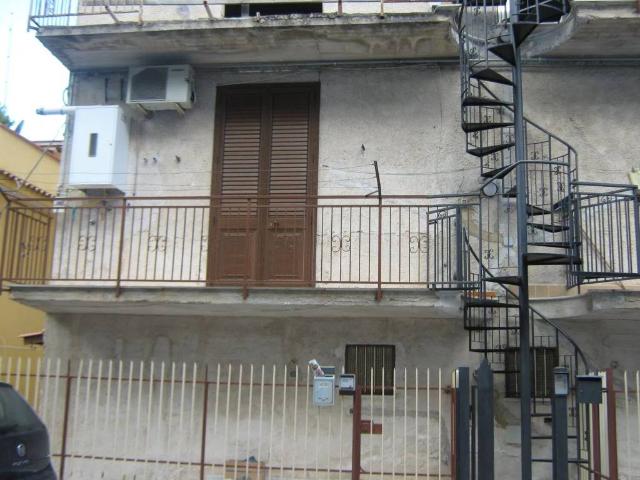 Appartamento in vendita a Montelepre PA