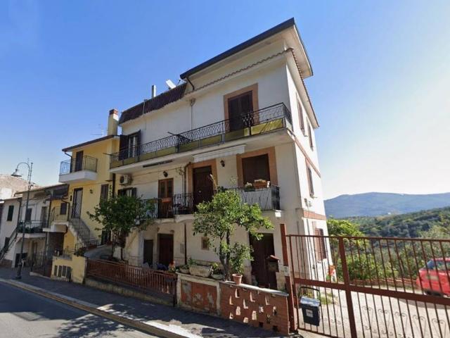 Appartamento in vendita a Montelibretti RM
