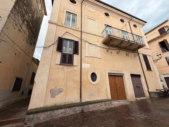 Appartamento in vendita a Montelibretti RM