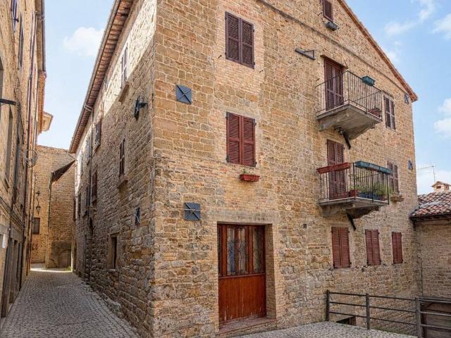 Appartamento in vendita a Montemonaco AP