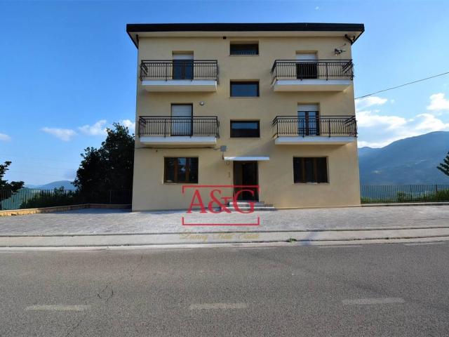 Appartamento in vendita a Montemonaco, Centro
