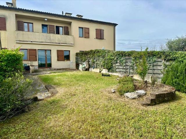 Appartamento in vendita a Montemarciano AN