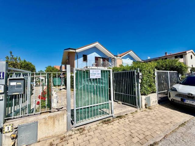 Appartamento in vendita a Montenero di Bisaccia CB