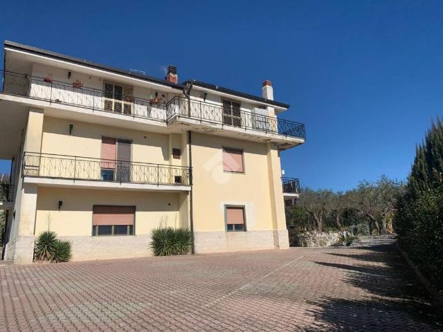 Appartamento in vendita a Montesarchio BN