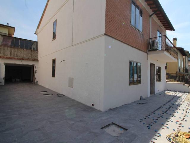 Appartamento in vendita a Montespertoli FI