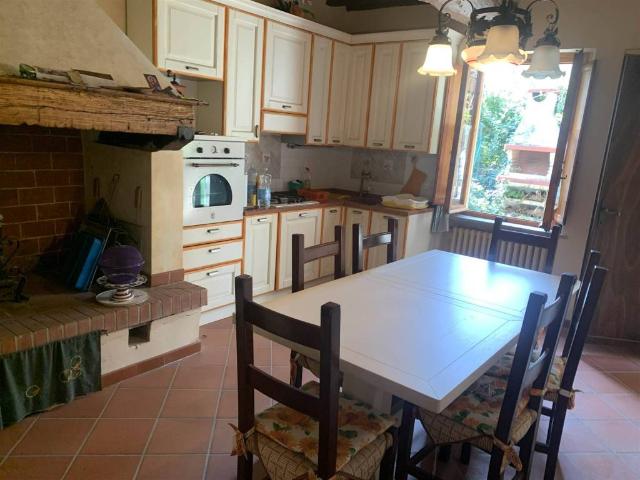 Appartamento in vendita a Montespertoli FI