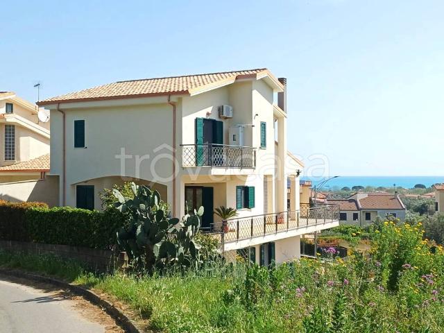 Appartamento in vendita a Montepaone Lido, Montepaone