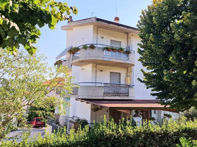 Appartamento in vendita a Monteprandone, CENTOBUCHI sopra la Salaria