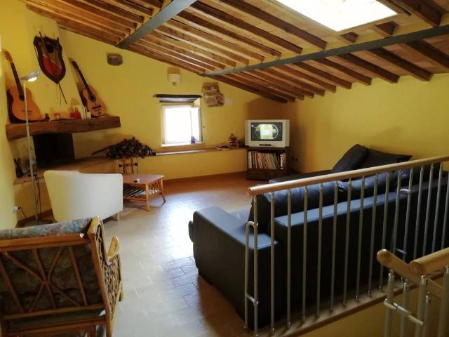Appartamento in vendita a Monterotondo Marittimo GR