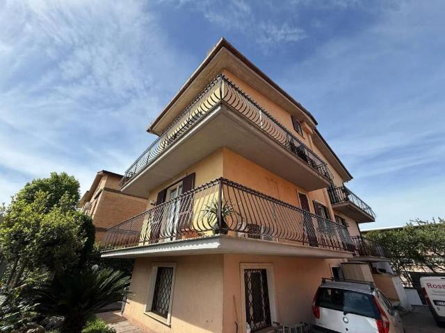 Appartamento in vendita a Monterotondo RM