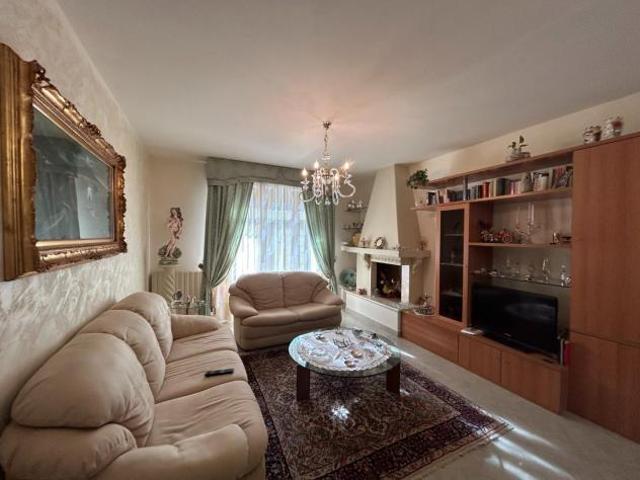 Appartamento in vendita a Monteroni d'Arbia 92 mq Rif: 1205558