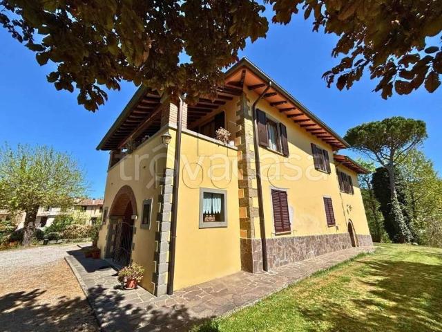Villa bifamiliare in vendita a Monterchi