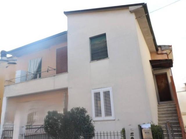Appartamento in vendita a Montevarchi AR