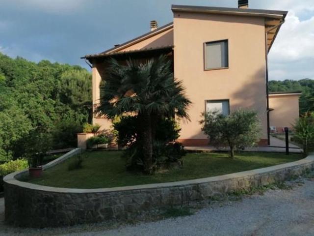 Appartamento in vendita a Montevarchi