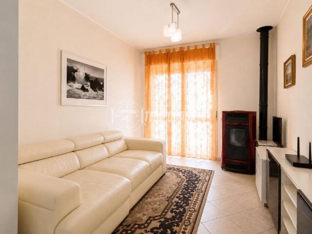 Appartamento in vendita a Montevecchia LC