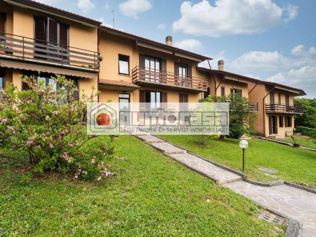 Appartamento in vendita a Montevecchia LC