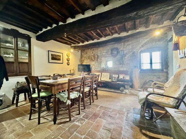 Appartamento in vendita a Monteverdi Marittimo PI