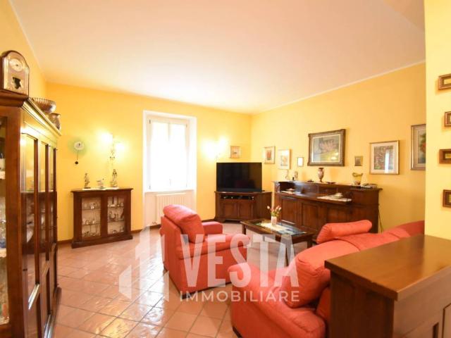 Appartamento in vendita a Monticello Brianza LC
