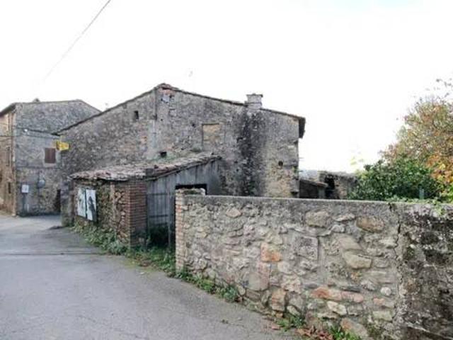 Appartamento in vendita a Monticiano SI