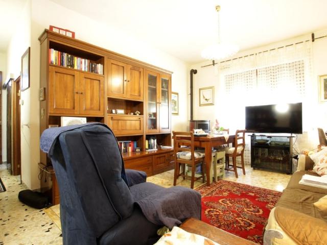 Appartamento in vendita a Monticiano via roma