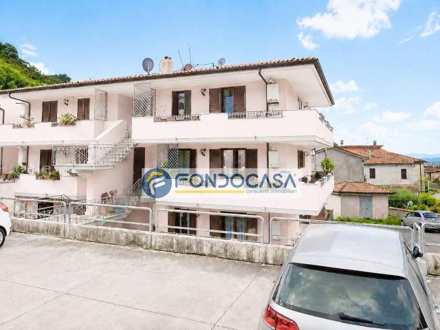Appartamento in vendita a Montignoso