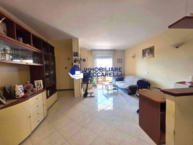 Appartamento in vendita a Montignoso MS