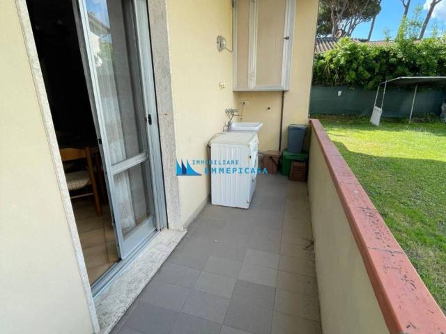 Appartamento in vendita a Montignoso MS