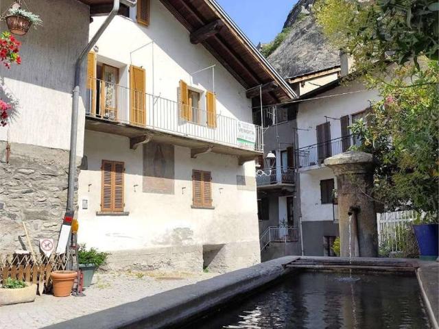 Appartamento in vendita a Montjovet AO