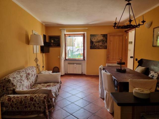 Appartamento in vendita a Montoggio GE