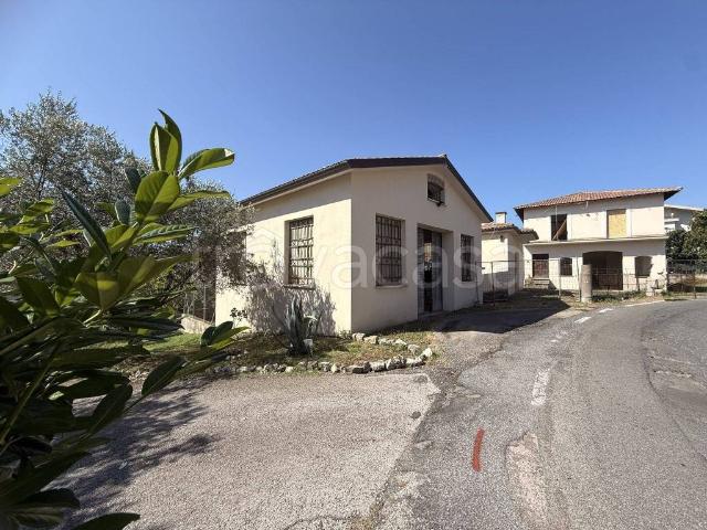 Appartamento in vendita a Montopoli di Sabina via Ferruti