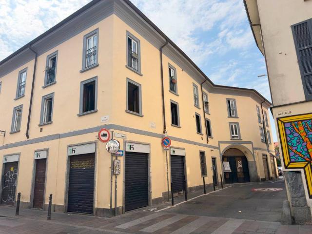 Appartamento in vendita a Monza MB