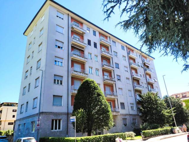 Appartamento in vendita a Monza MB