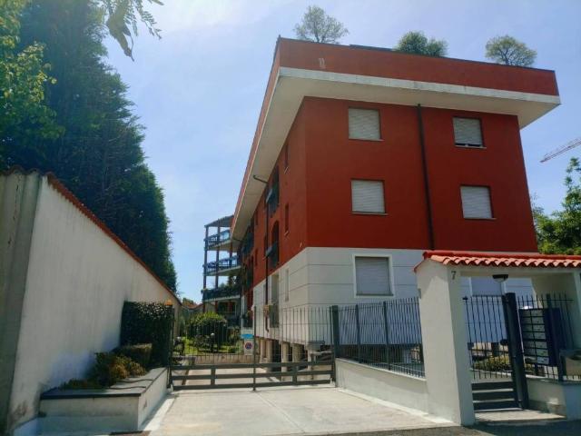 Appartamento in vendita a Monza MB