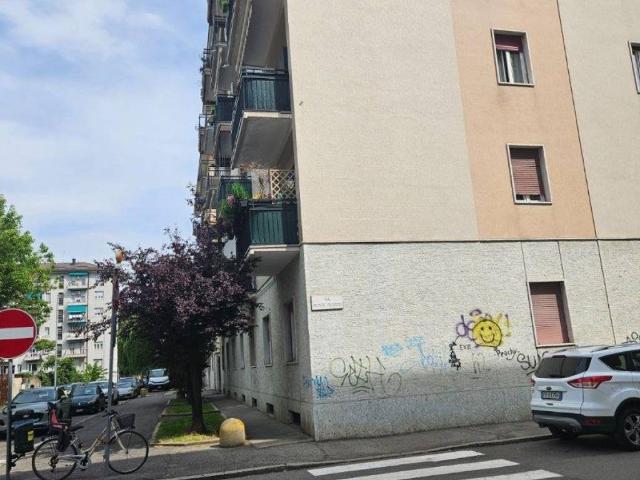Appartamento in vendita a Monza MB