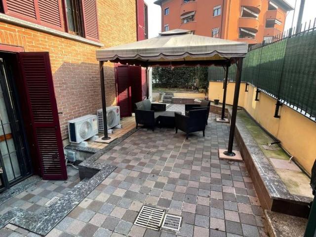 Appartamento in vendita a Monza MB