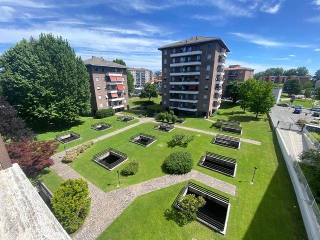 Appartamento in vendita a Monza MB