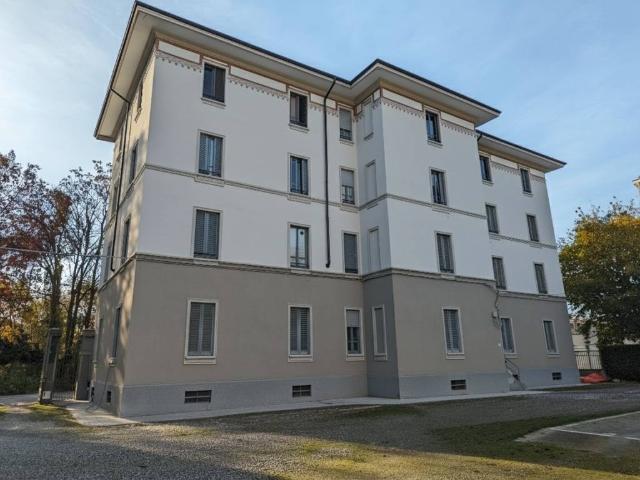 Appartamento in vendita a Monza MB