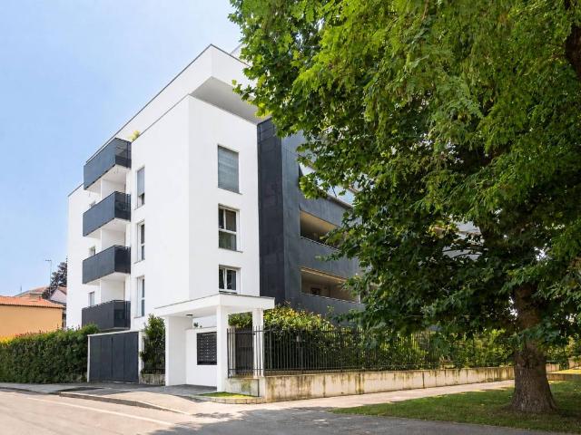 Appartamento in vendita a Monza MB
