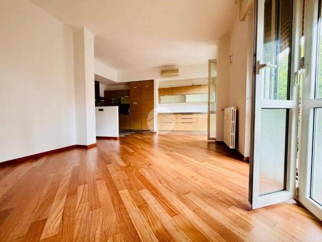 Appartamento in vendita a Monza MB