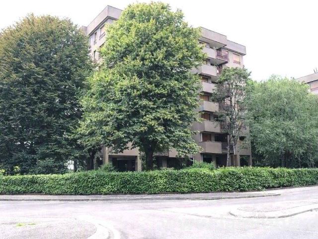 Appartamento in vendita a Monza MB