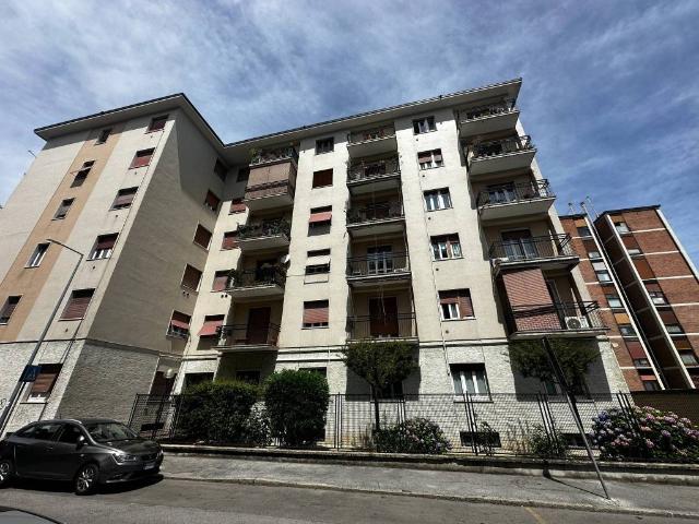 Appartamento in vendita a Monza MB