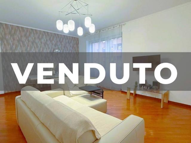 Appartamento in vendita a Monza MB