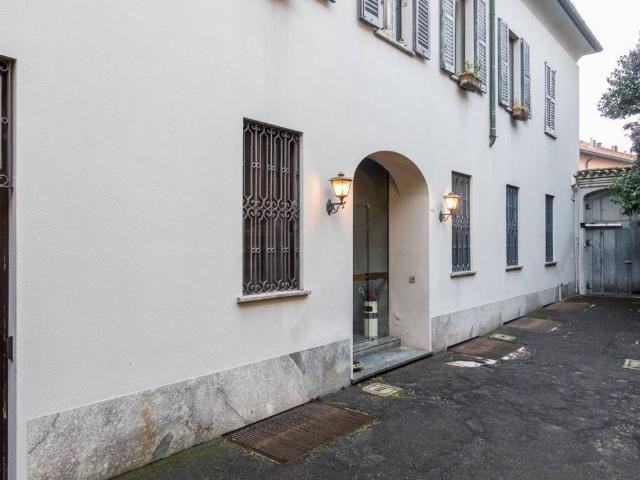 Appartamento in vendita a Monza MB