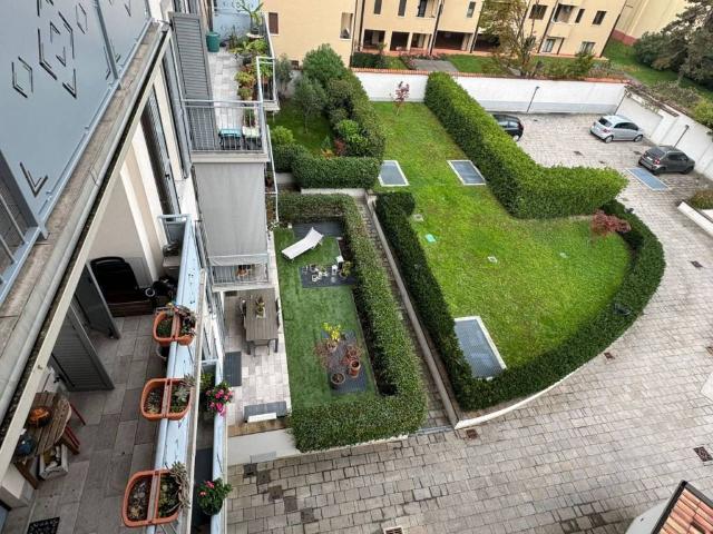Appartamento in vendita a Monza MB