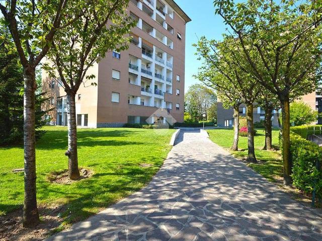 Appartamento in vendita a Monza MB