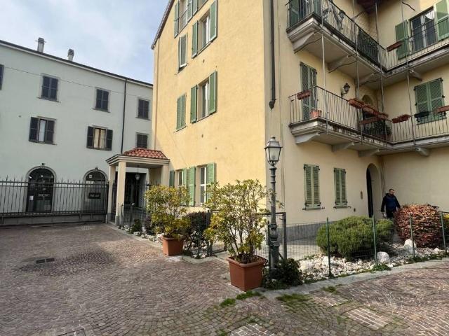 Appartamento in vendita a Monza MB