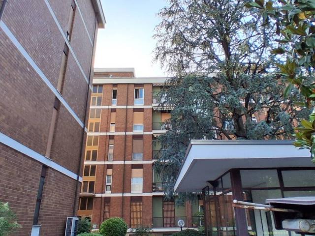 Appartamento in vendita a Monza MB