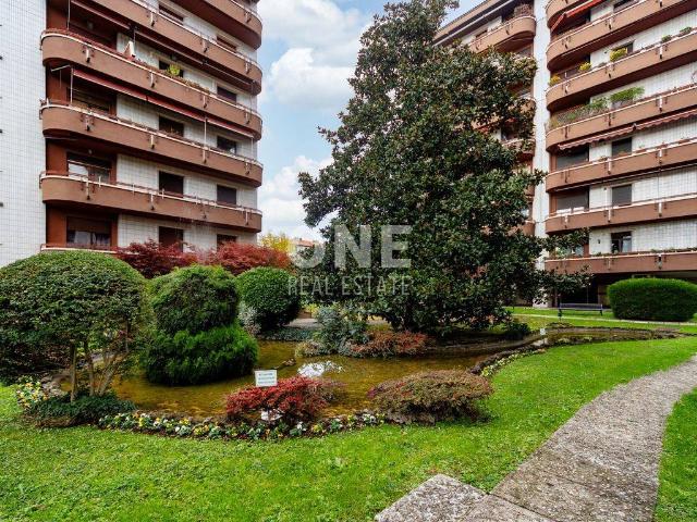 Appartamento in vendita a Monza MB