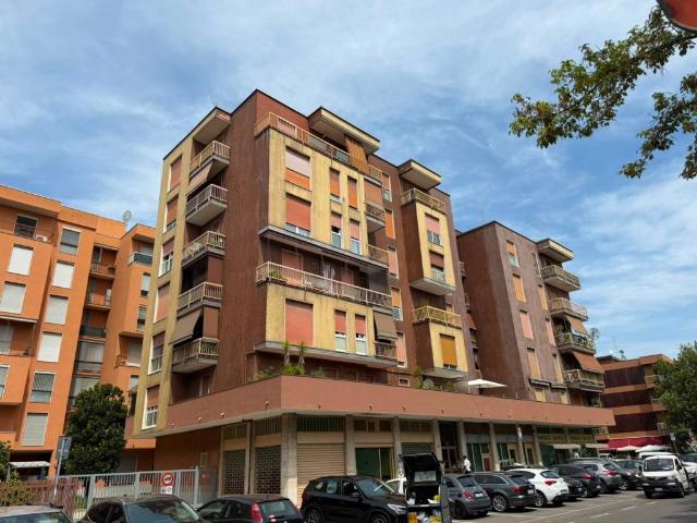 Appartamento in vendita a Monza MB