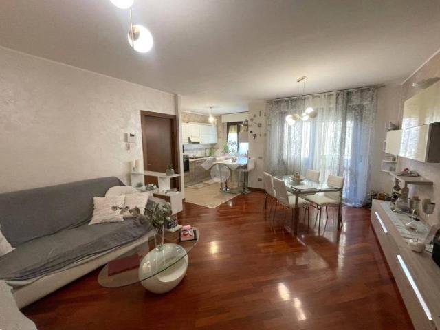 Appartamento in vendita a Monza MB